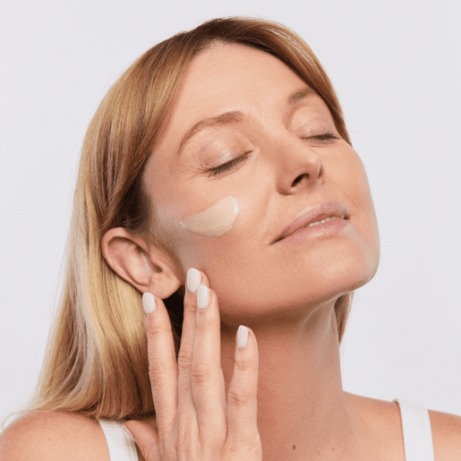 Liquid Two - Medium | Neutral Liquid Two - Medium | Neutral